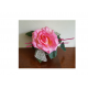 composition florale avec une rose